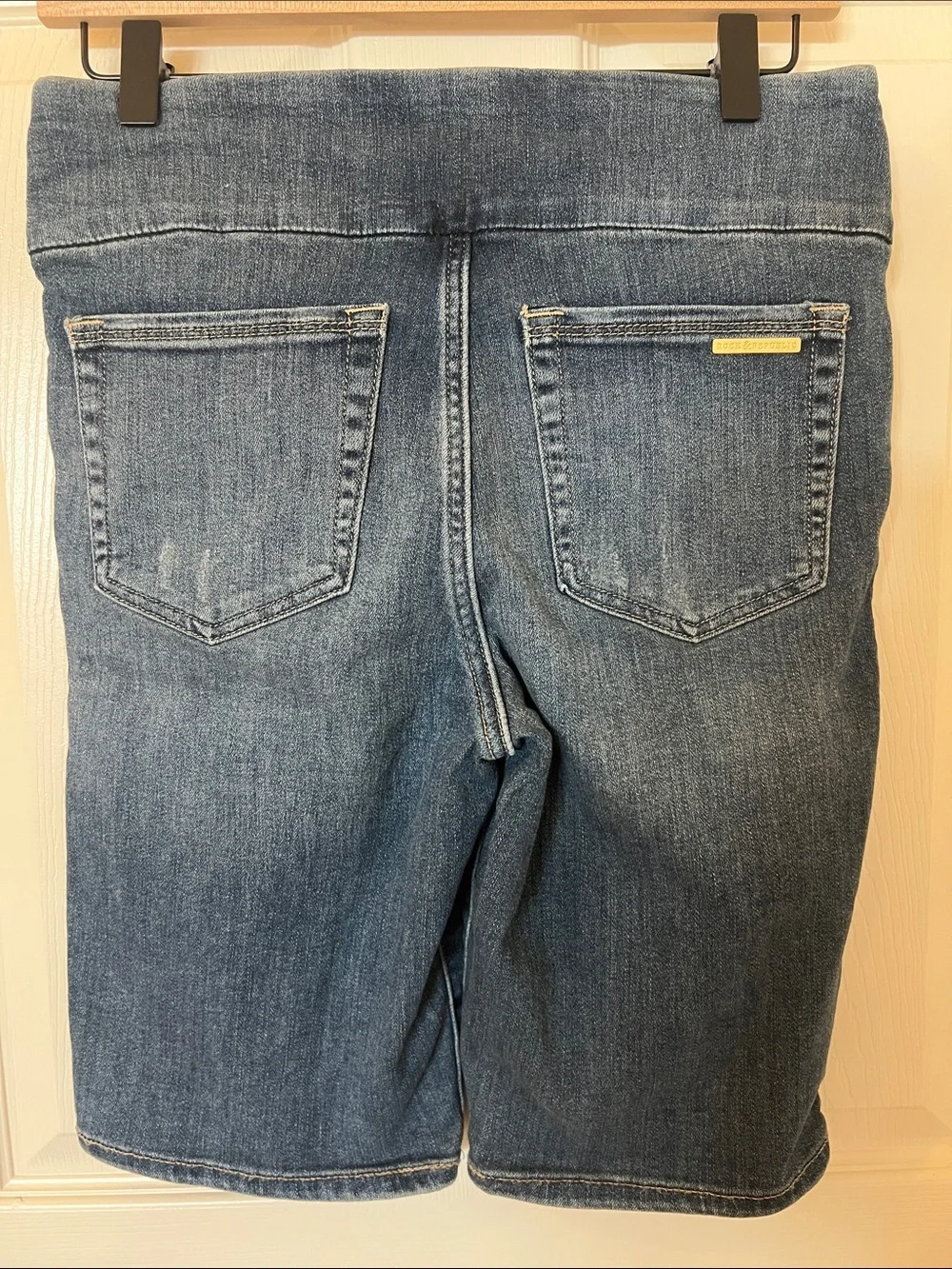 Rock & Republic Shorts Fever Bermuda Blue Denim 8 Pull On Slimming Rx Jean Long